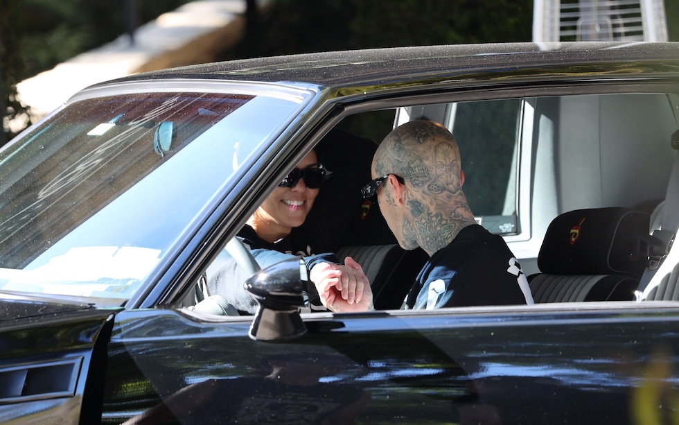 Kourtney i Travis wciąż gruchają jak gołąbki (ZDJĘCIA)