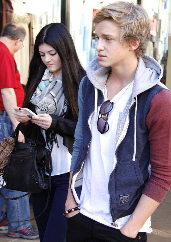 Były chłopak chce SKOMPROMITOWAĆ Kylie Jenner!