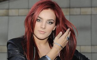 Ewa Farna wyrobi sobie polskie prawo jazdy?