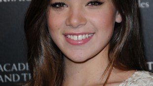 Hailee Steinfeld została twarzą Prady