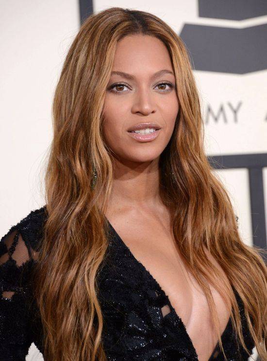 Czy Beyonce wybieliła skórę?