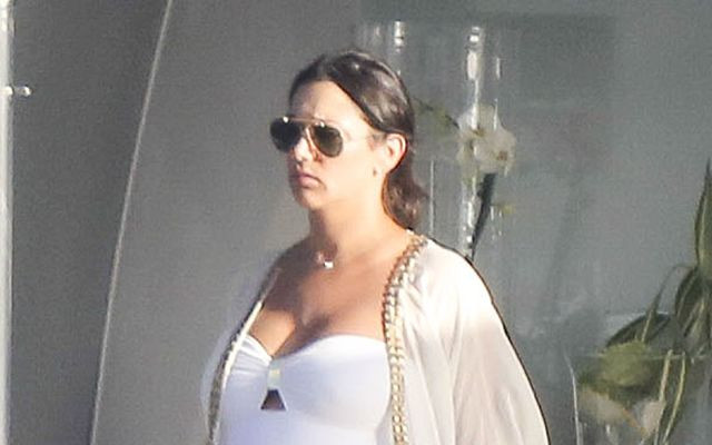 Simon Cowell z ciężarną partnerką na jachcie