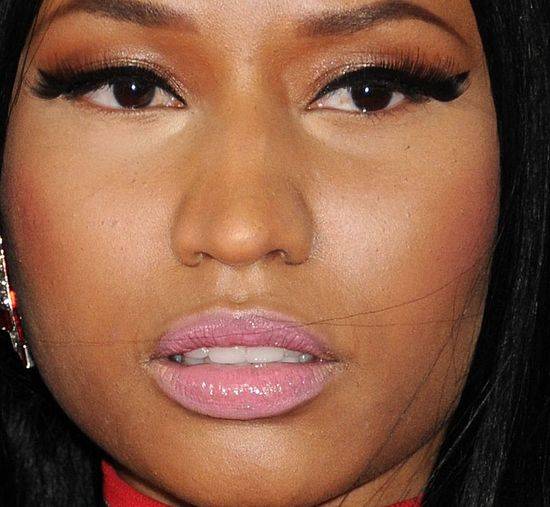 Gwiazdy, które noszą za dużo makijażu!