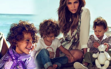 Jennifer Lopez wciągnęła dzieci do reklamy Gucci (FOTO)