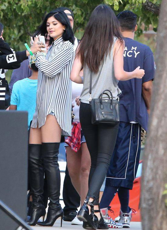 17 stylizacji na 17 urodziny Kylie Jenner