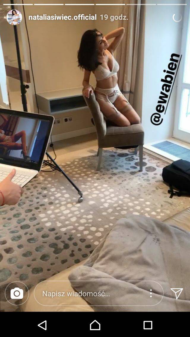 Tak wyglądał brzuch Natalii Siwiec MIESIĄC po porodzie