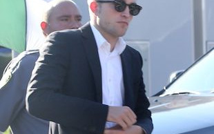 Zauważono: Robert Pattinson na randce z dwiema paniami