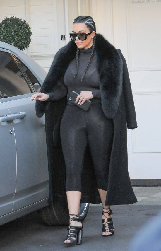 15 dowodów na to, że Kim Kardashian potrzebuje stylisty OD ZARAZ!