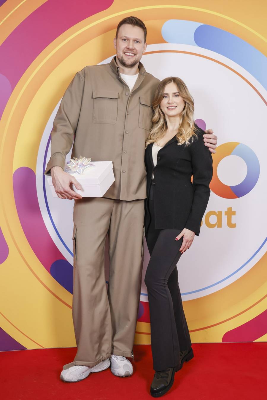 Wielkie NEWSY w “Halo Tu Polsat”! Kaczorowska wraca do “TzG”, Milowicz szykuje się do ojcostwa (FOTO)