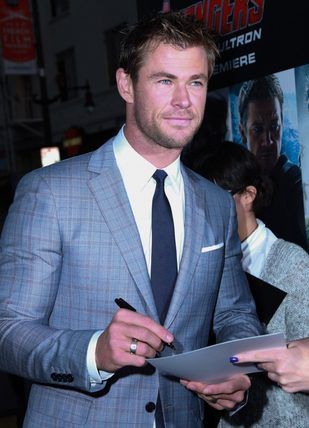 chris-hemsworth-g-R1