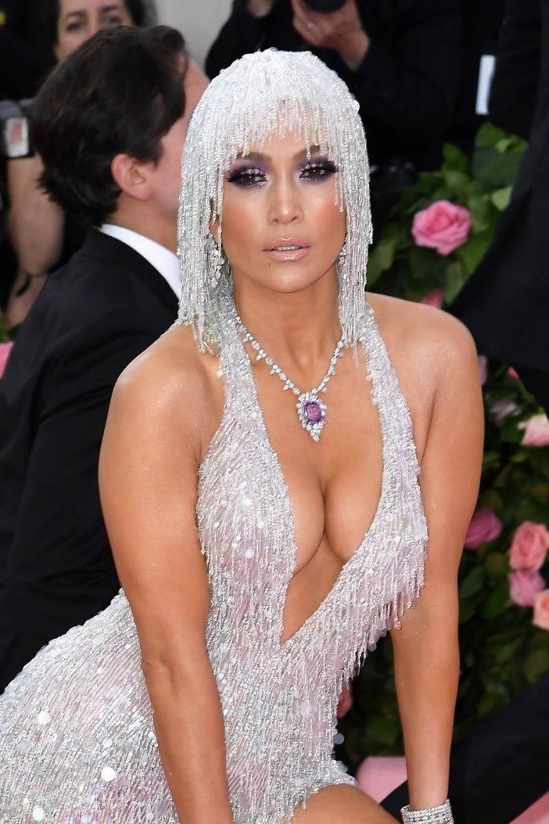 MET GALA 2019: Katy Perry jako żyrandol, Kylie Jenner jak lalka, a Gigi Hadid największą ZAGADKĄ gali (ZDJĘCIA)