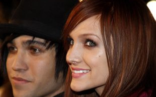 Ashlee Simspon chce zarobić na nosie