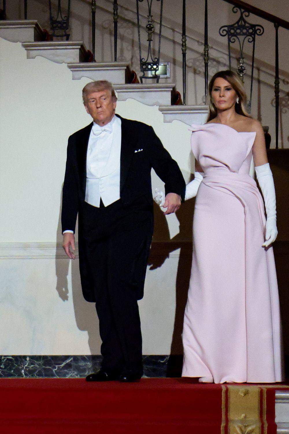Donald Trump i Melania Trump na uroczystej kolacji z monarchami/Forum