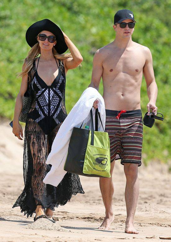 Paris Hilton i River Viiperi odpoczywają na Hawajach