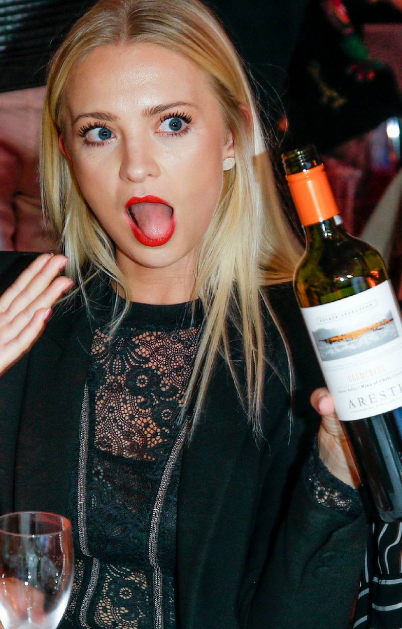 Najbardziej kompromitujące zdjęcia gwiazd z ramówki Polsatu!