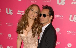 Jennifer Lopez sprzedaje biżuterię i ciuchy