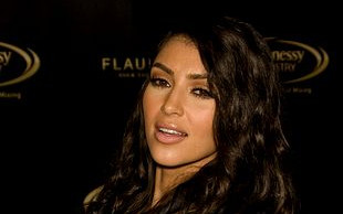 Keeping Up With The Kardashians (VIDEO)