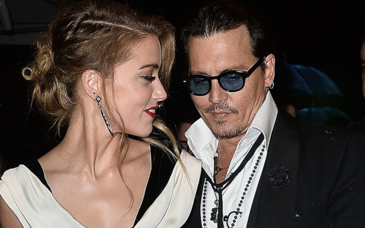 Amber Heard na chwilę przed procesem mówi, że kocha Johnny’ego Deppa