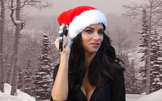 Aniołki Victoria’s Secret śpiewają Jingle Bells (VIDEO)