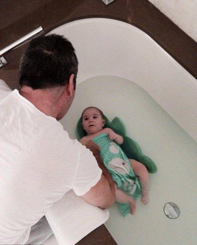 Eric Cowell, synek Simona Cowella