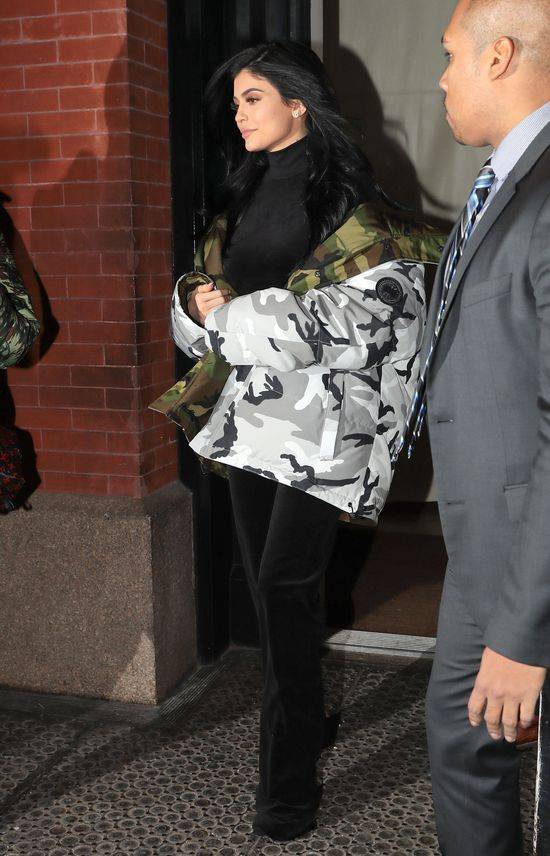 OMG! Kylie Jenner jest nie do odróżnienia od Kim Kardashian! (VIDEO)