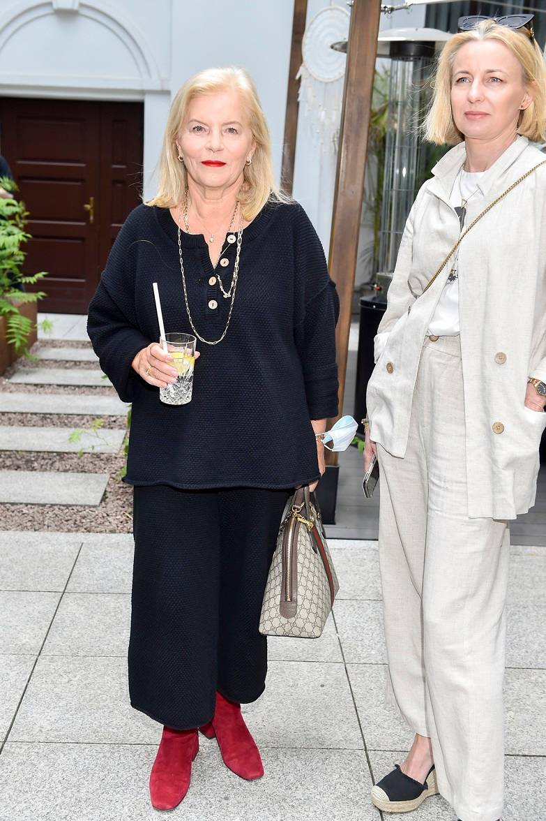 Weronika Rosati podbija rynek kosmetyków. Wspiera ją mama i mama Julii Wieniawy