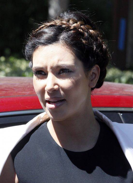 Kim Kardashian myje włosy raz na 5 dni