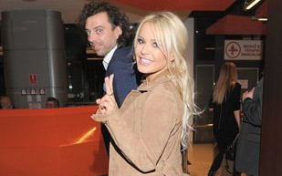 Pierścionek Dody od Emila przypomina ten, który dał jej…