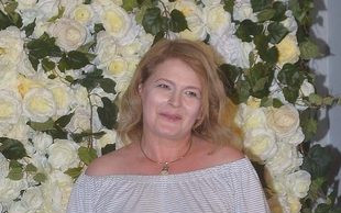 W ubiegłym roku schudła 10 kilo, teraz znów jest puszysta (FOTO)