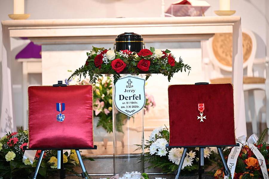 Pogrzeb Jerzego Derfla, fot. KAPiF
