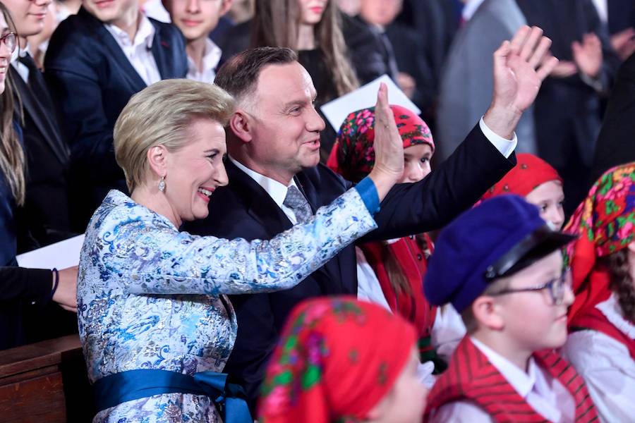 Dawna fryzura prezydenta i nudne garsonki Agaty Dudy – jak wyglądali Andrzej Duda i jego żona kilka lat temu? (ZDJĘCIA)