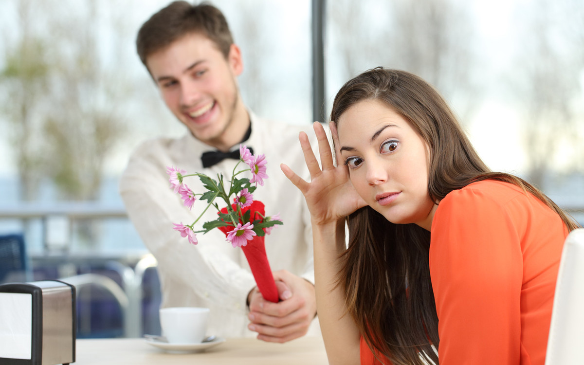 Najgorsze teksty na podryw – magazyn CKM zapytał dziewczyny