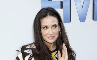 Demi Moore nie płacze już po Ashtonie