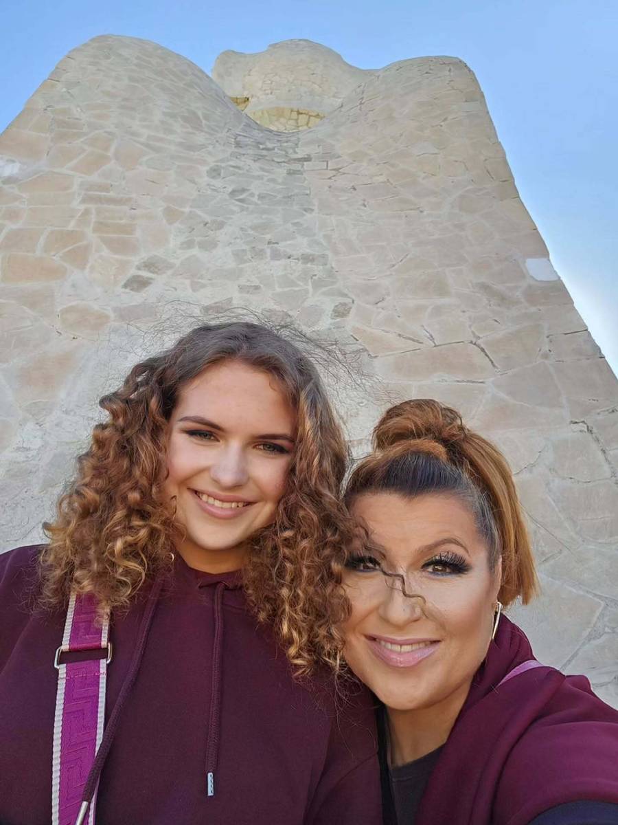 Katarzyna Skrzynecka z rodziną, fot. Instagram