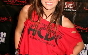 Miley Cyrus całuje tylko superbohaterów