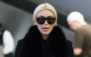 Blond włosy Kim Kardashian to OSZUSTWO! Kim nosi PERUKĘ!