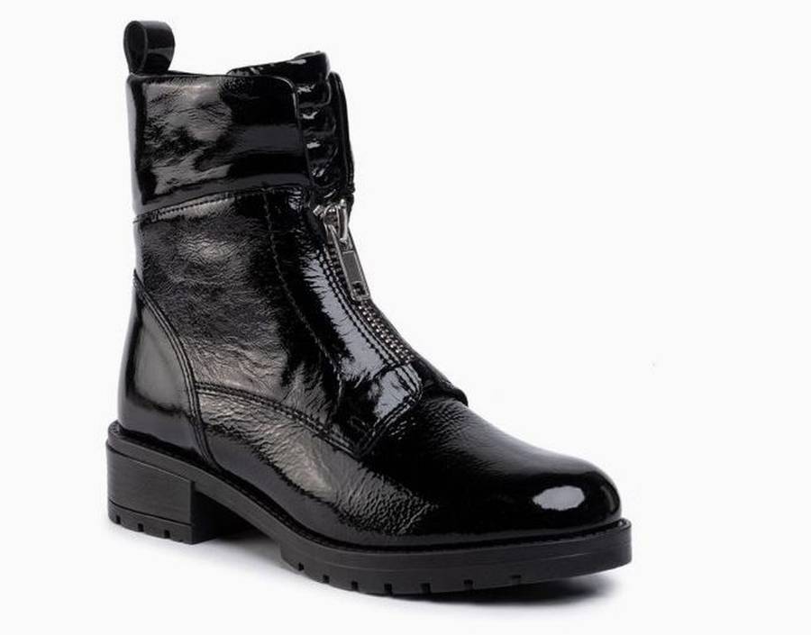 W CCC 20% TANIEJ z okazji Black Week – botki, kozaki i buty sportowe