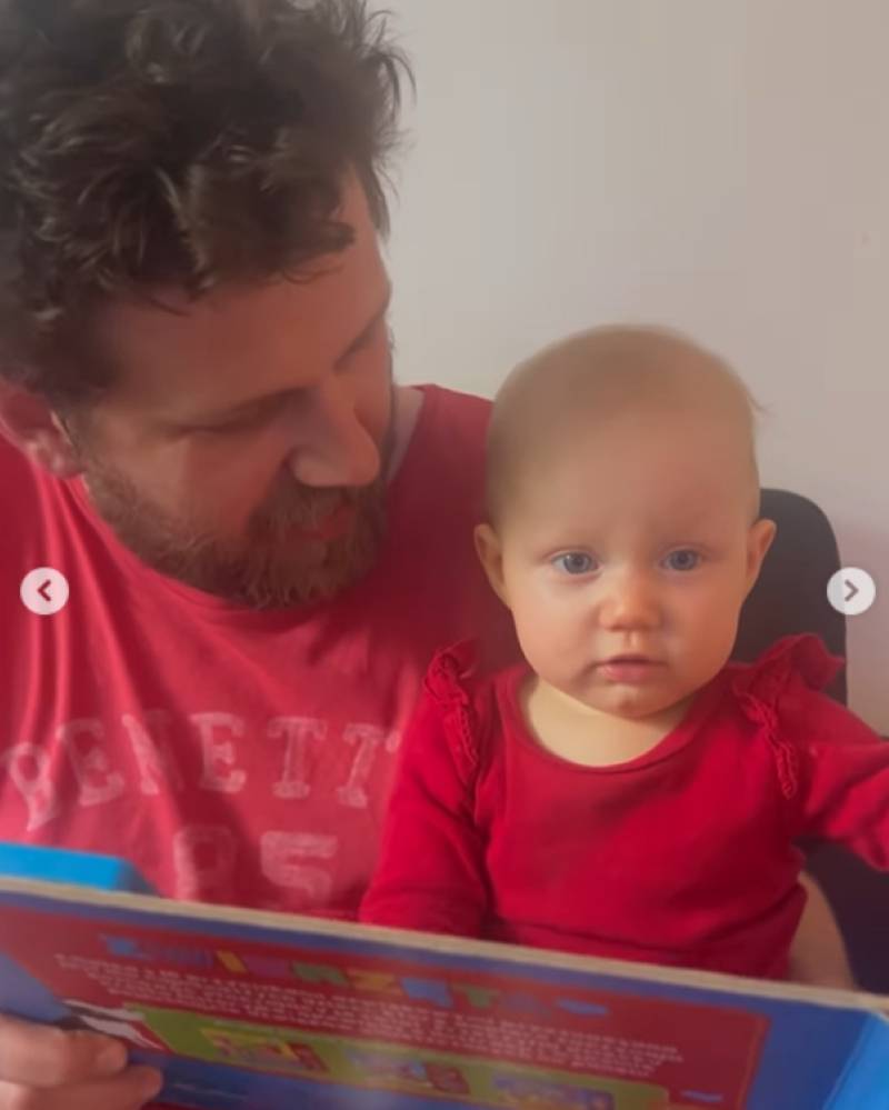 Antek Królikowski publikuje prywatne kadry z ukochaną i córeczką. Internauci: “Geny Królikowskich rządzą” (FOTO)