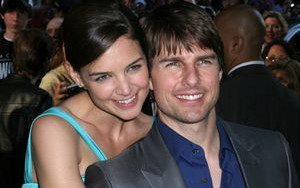 Holmes pod ochroną  policji.