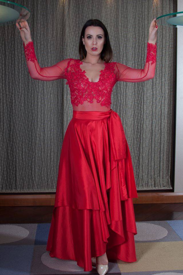 Eliza Gwiazda twarzą nowej kolekcji Anny Cichosz