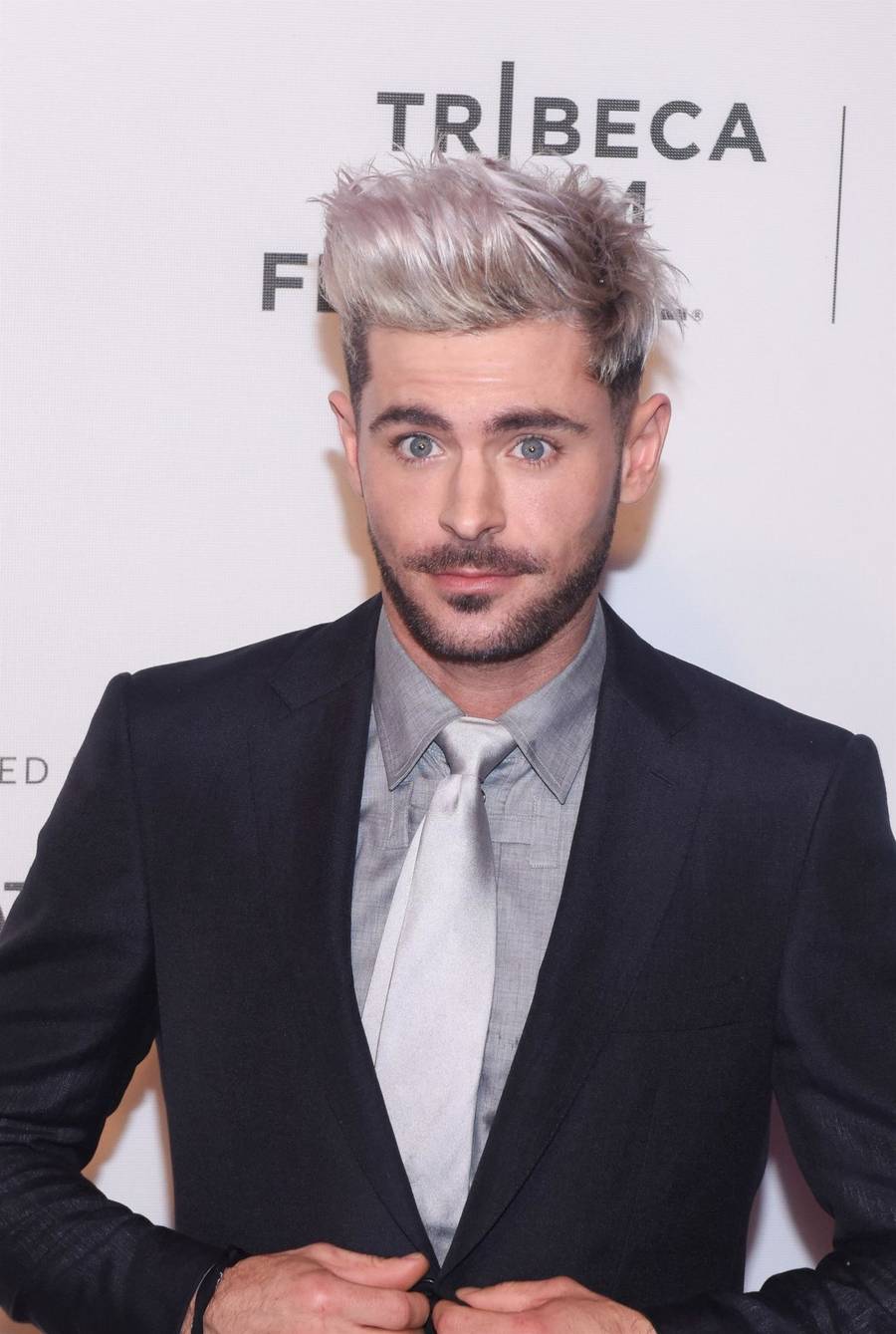 Zac Efron na ściance