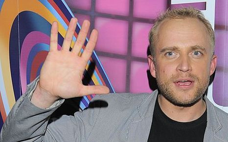 Adamczyk znowu przełożył ślub