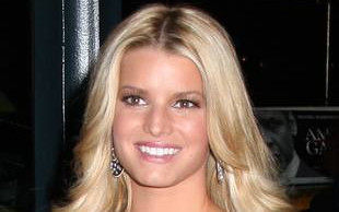 Jessica Simpson wygwizdana