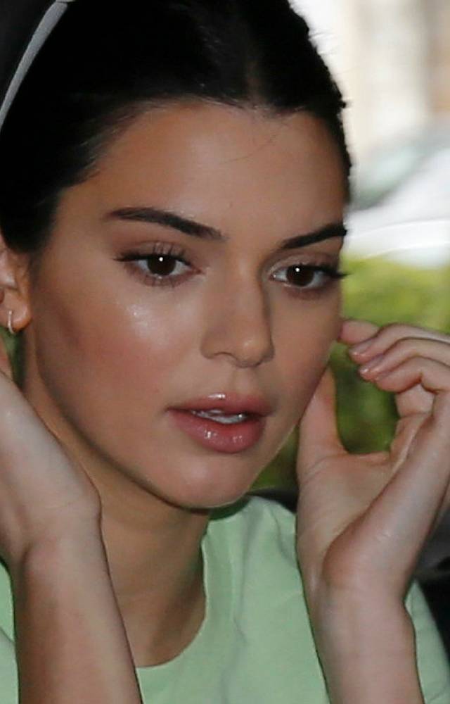 Wszystko przez to co zrobiła z USTAMI. Coraz bardziej jest do niej podobna…