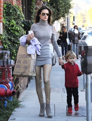 alessandra-ambrosio-g-R1