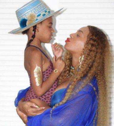 Zarzucono Beyonce, że Blue Ivy nie jest jej biologiczną córką