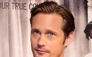 Alexander Skarsgard ma oko na Elizabeth Olsen