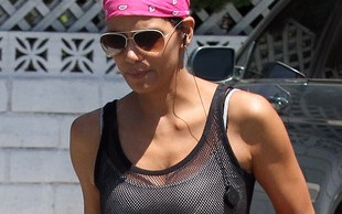 Córka Halle Berry dobrze czuje się na rękach u ojczyma(FOTO)