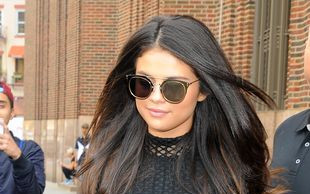 Selena Gomez wyznała, że ma sztuczne… (FOTO)