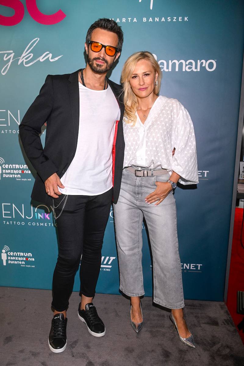 Premiera spektaklu “Miłość i polityka”. Jacek Kopczyński i Anna Oberc mają się ku sobie?